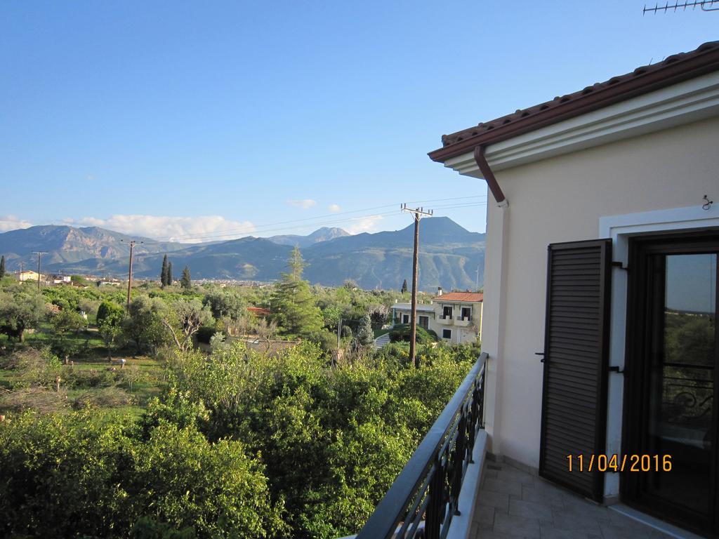 Dimitris Villa Aigio Esterno foto